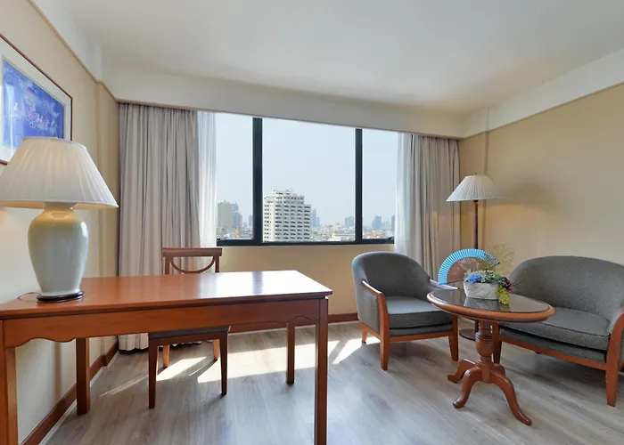 Twin Towers 5*