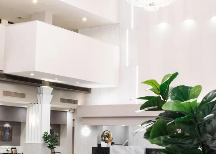 Hotel Twin Towers 5*