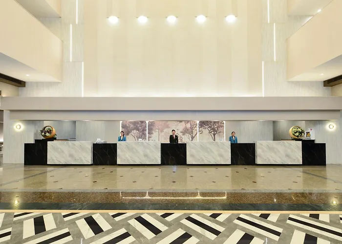 Hotel Twin Towers