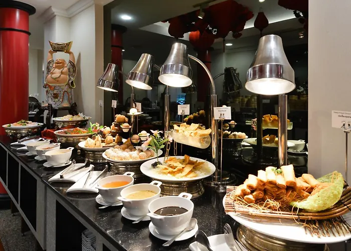 Twin Towers 5* Bangkok